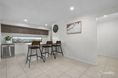 Property photo of 68 Dysart Drive Holmview QLD 4207