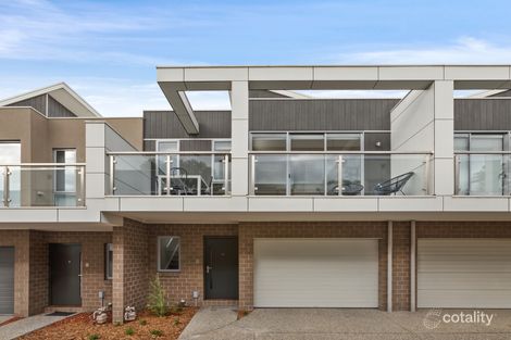 Property photo of 10 Erinvale Close Mooroolbark VIC 3138