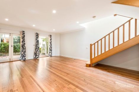 2/34 Mitford St, Elwood, VIC 3184