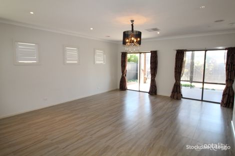 Property photo of 31 Wickford Road Tarneit VIC 3029