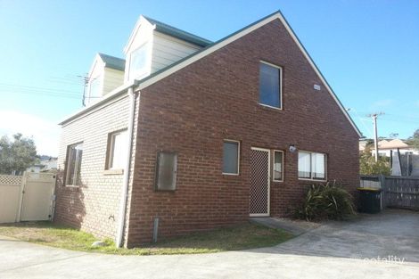 1/2 Dampier St, Warrane, TAS 7018