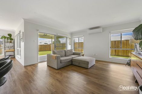 Property photo of 5 Staunton Avenue Highfields QLD 4352