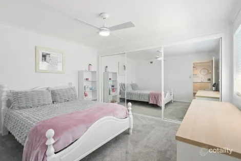 Property photo of 20 Amaral Avenue Albion Park NSW 2527