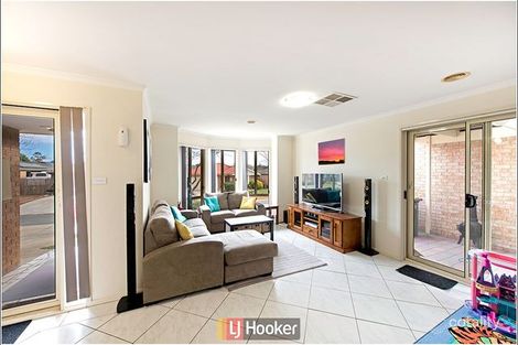 Property photo of 13 Akubra Place Dunlop ACT 2615