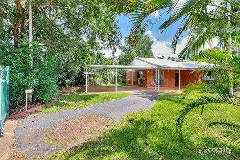 2 Manson Ct, Moulden, NT 0830