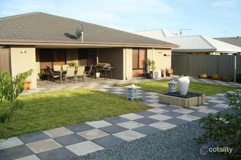 Property photo of 6 Coralgum Green South Lake WA 6164