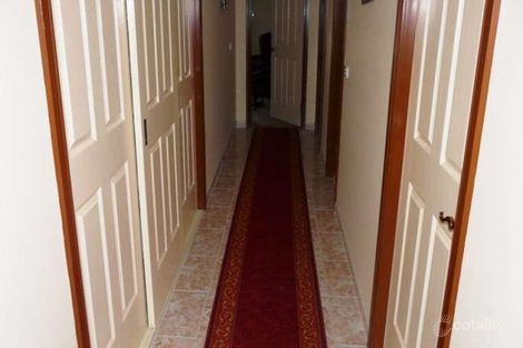 Property photo of 36 Carlyle Avenue Llanarth NSW 2795