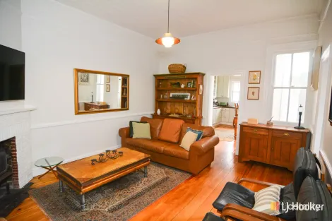 Property photo of 8 Wrights Road Lithgow NSW 2790