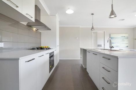 Property photo of 6 Beachside Crescent Indented Head VIC 3223