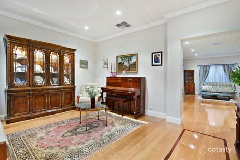 Property photo of 2/11 Maude Avenue Doncaster East VIC 3109