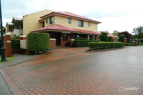 Property photo of 15/18 Tallebudgera Creek Road Burleigh Heads QLD 4220