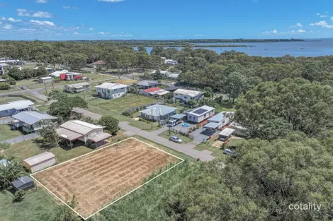 Property photo of 10 Kift Street Russell Island QLD 4184