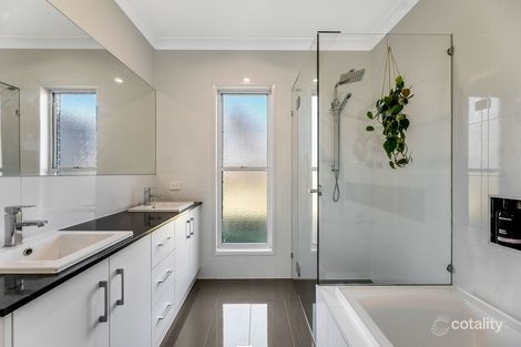 Property photo of 27 Colonial Drive Gowrie Junction QLD 4352