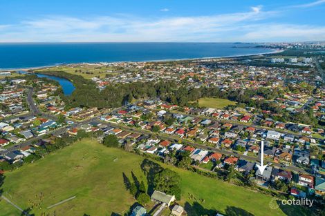 Property photo of 28 Gregory Avenue East Corrimal NSW 2518