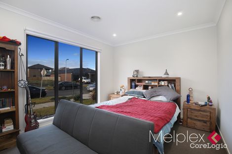 Property photo of 16 Yarkon Way Point Cook VIC 3030