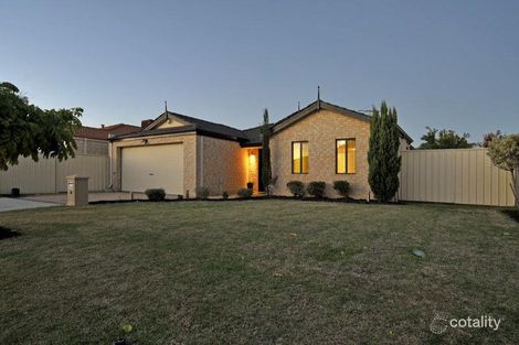 2 Dowley Ct, Queens Park, WA 6107