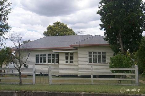 6 Tuggerah St, North Booval, QLD 4304
