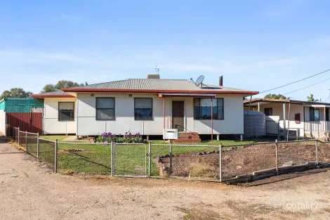 Property photo of 2 Wardang Avenue Maitland SA 5573