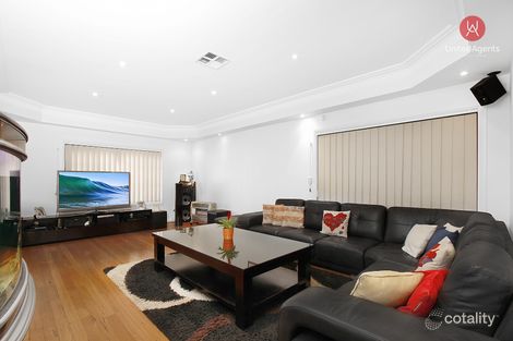 Property photo of 19 Triabunna Avenue West Hoxton NSW 2171