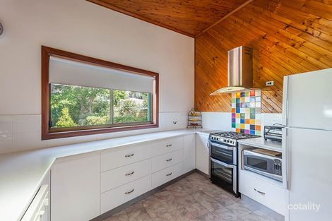 Property photo of 6 Scenic Crescent Blue Mountain Heights QLD 4350