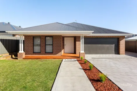 Property photo of 16 Tillage Drive Lochinvar NSW 2321