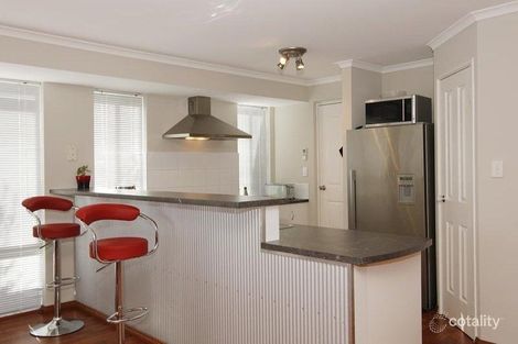 12 Bingarra Cres, Tapping, WA 6065