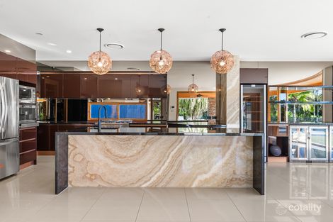 Property photo of 5 Gwydir Court Helensvale QLD 4212