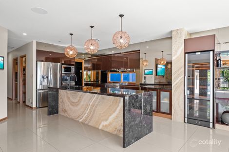 Property photo of 5 Gwydir Court Helensvale QLD 4212