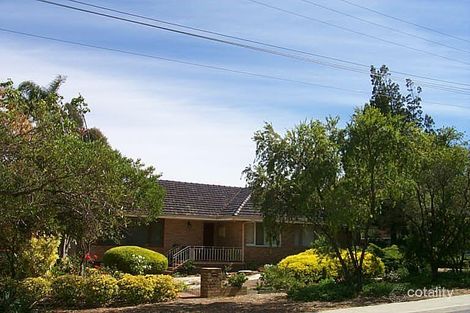 66 Lesmurdie Rd E, Kalamunda, WA 6076