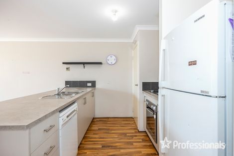 9 Doncaster Gra, Butler, WA 6036