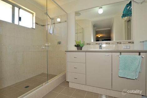 Property photo of 44 Sellafield Bend Waikiki WA 6169