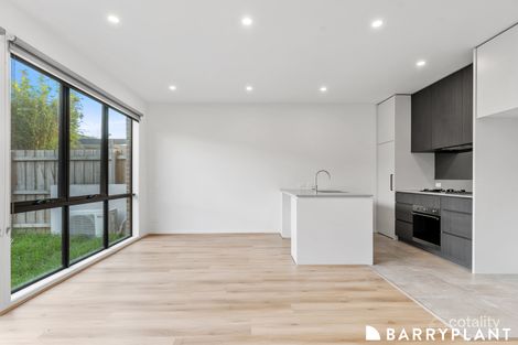 Property photo of 26 Teague Crescent Braybrook VIC 3019