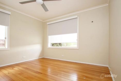 Property photo of 5 Examiner Crescent Warrnambool VIC 3280