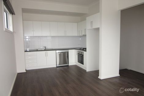 Property photo of 2/201 Collins Street Thornbury VIC 3071