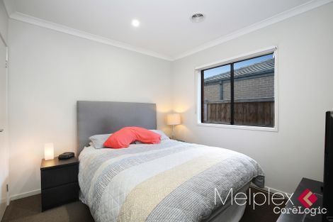 Property photo of 16 Yarkon Way Point Cook VIC 3030