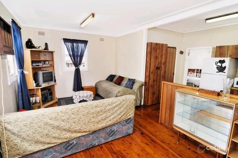 Property photo of 19 Willunga Avenue Earlwood NSW 2206
