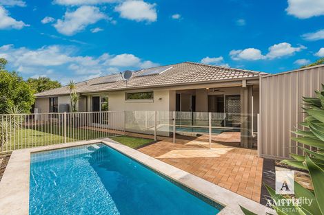 11 Edward Cl, North Lakes, QLD 4509