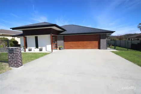 3 Mackenzie Ct, Tenterfield, NSW 2372