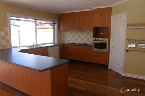 Property photo of 10 Sommersby Road Point Cook VIC 3030