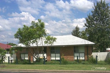 11 Twidale Dr, Riverview, QLD 4303