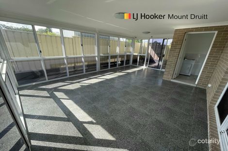 Property photo of 14 Verdi Glen St Clair NSW 2759