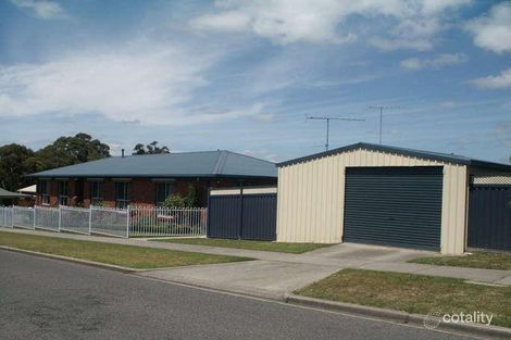 104 Southwell Ave, Newborough, VIC 3825