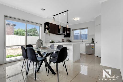 Property photo of 4 Exhibition Parade Taylors Hill VIC 3037