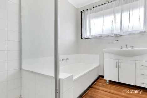 Property photo of 8 Reynolds Court Werribee VIC 3030