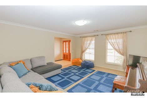 Property photo of 9 Arnold Court Kelso NSW 2795
