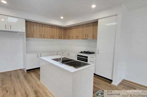 Property photo of 14 Limestone Drive Berwick VIC 3806