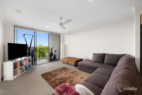 Property photo of 55/67 Regatta Boulevard Birtinya QLD 4575
