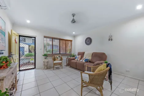 Property photo of 18/25 Abell Road Cannonvale QLD 4802
