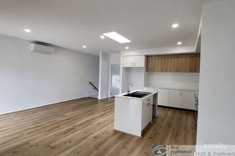 Property photo of 8 Limestone Drive Berwick VIC 3806