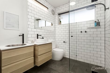Property photo of 2/29 St Elmo Road Ivanhoe VIC 3079